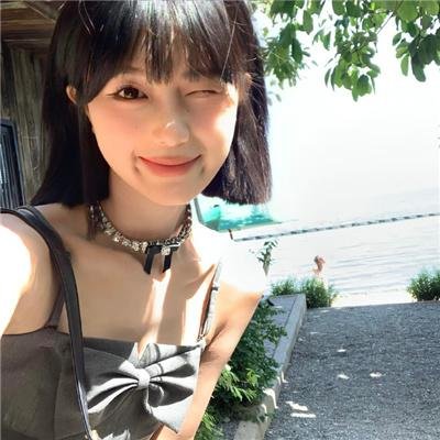 少女与海怪